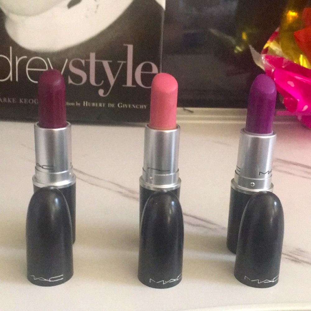 3mac lipsticks.sold sold sold